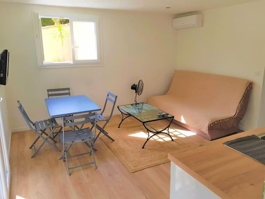 Superbe Dans Provencale Piscine Et Jardin Appartement Fréjus